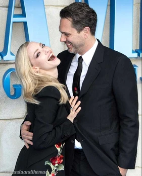 2 amanda seyfried and thomas sadoski jpg jpeg