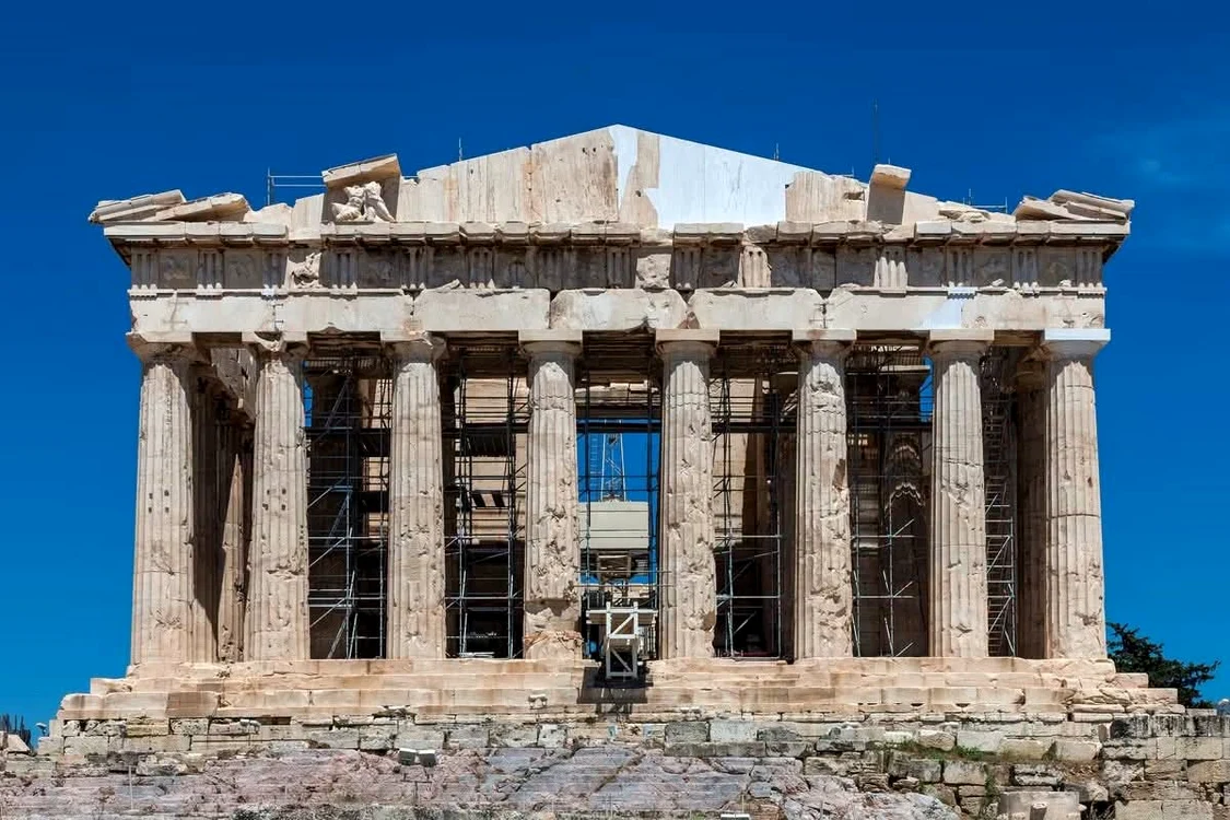 Acropola, fără schelele care au acoperit-o timp de 15 ani. Foto: Ministerul Culturii din Grecia