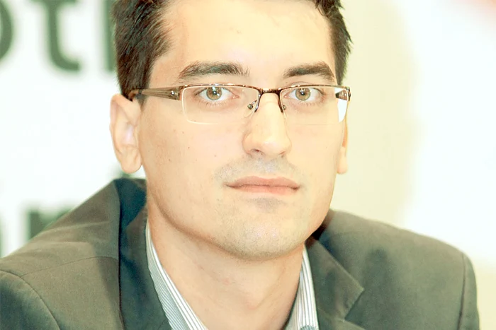 
    Răzvan Burleanu a cerut lista cu jucătorii de pe site-urile ilegale, dar preşedintele FRF a fost refuzat de ONJN  