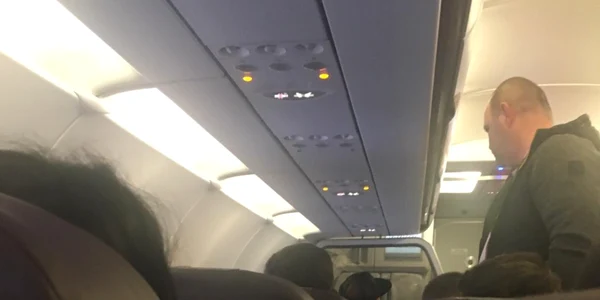 avion Luton