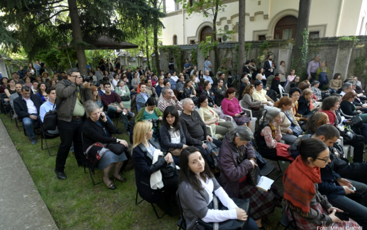 curte conferinta parinte