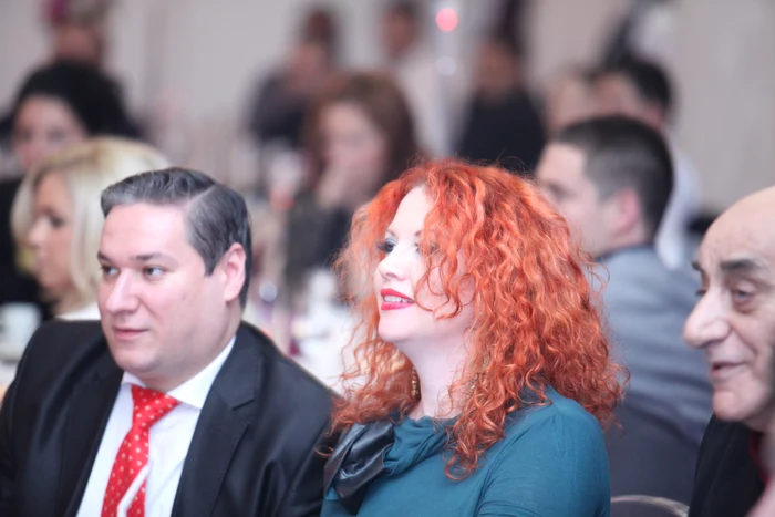 Bogdan Bărbuceanu, alături de Oana Lis