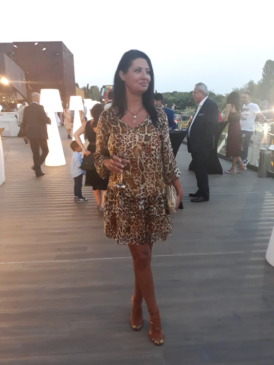 Denise Iacobescu arată senzațional la 51 de ani