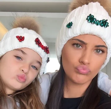 1 antonia si maya jpg jpeg