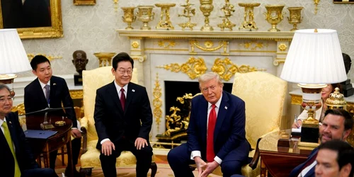 Trump South Koreas Lee see common interests in trade defense jpg