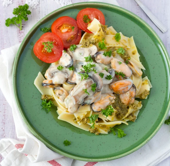 tagliatelle scoici ciuperci jpeg