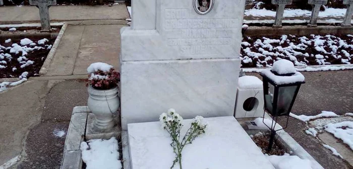 Ilinca Ruxandra Grigorescu, studenta din Câmpina ucisă la Revoluţie, este înmormântată în oraşul natal FOTO Marian Dulă