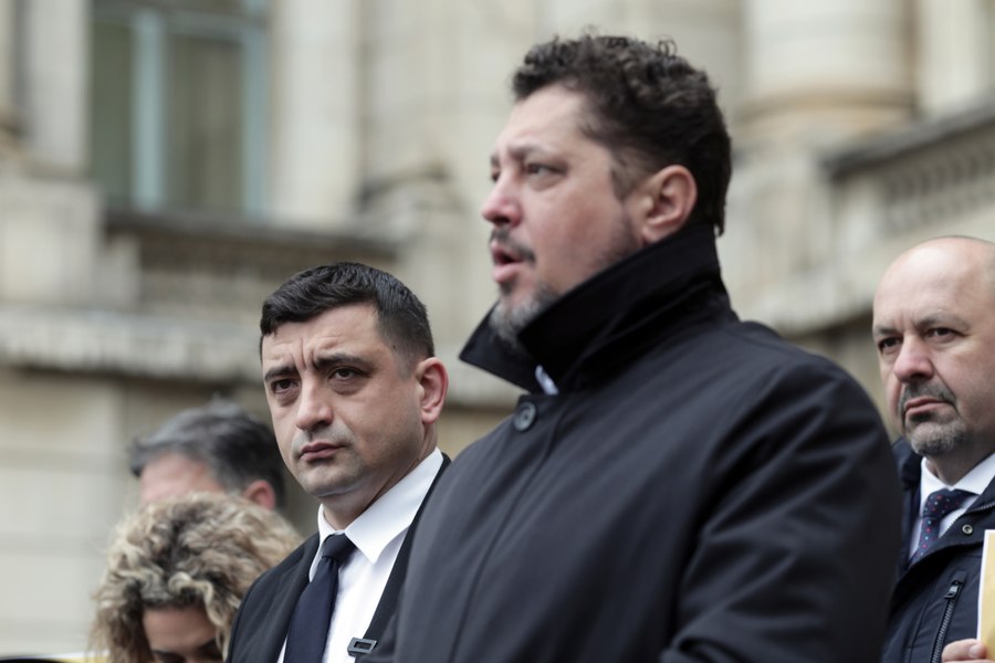 Scandal în AUR. Claudiu Târziu acuză că este ținta unei „campanii dezlănțuite” din interiorul partidului și îl avertizează pe Simion