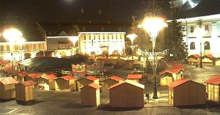 Iluminatul festiv era planificat să fie pus în funcţiune din 15 decembrie