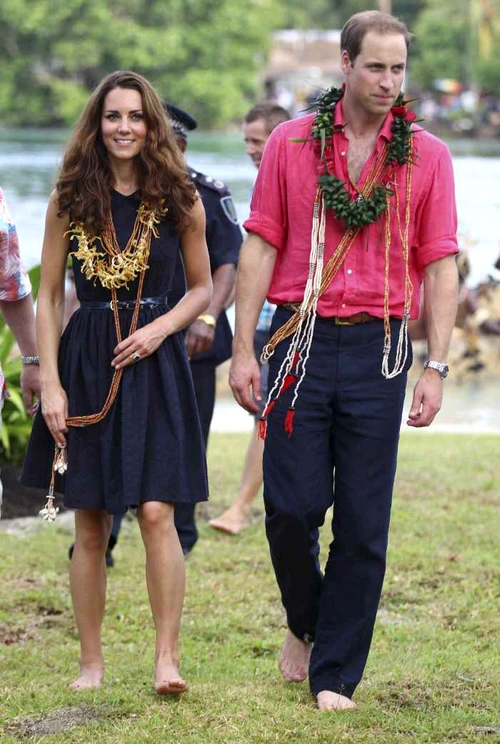Prinţul William şi Catherine, Ducesa de Cambridge, în Insulele Solomon. (Foto: Reuters)