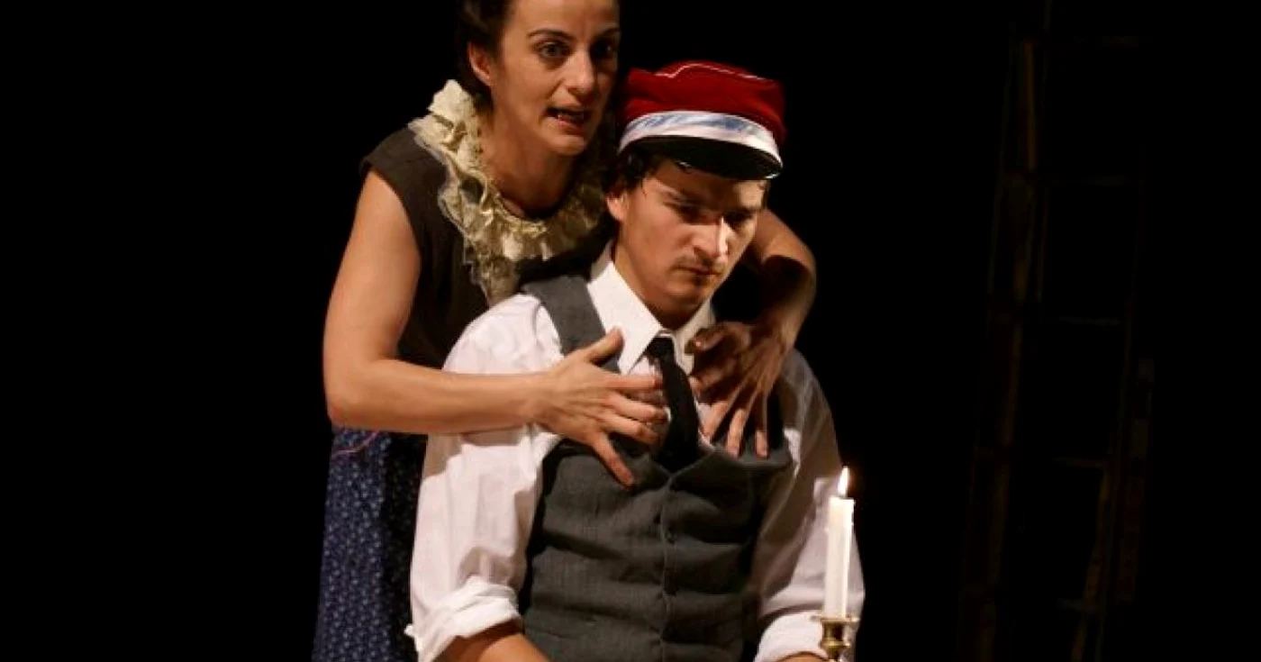 Reprezentanţii teatrului sibian anunţă programul pentru luna octombrie.