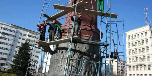obelisc