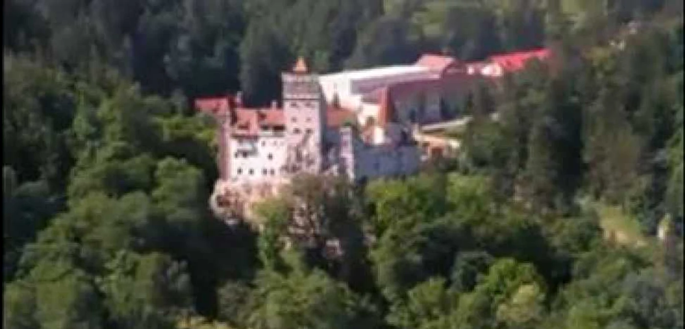 Castelul Bran este cel mai vizitat obiectiv turistic din România.