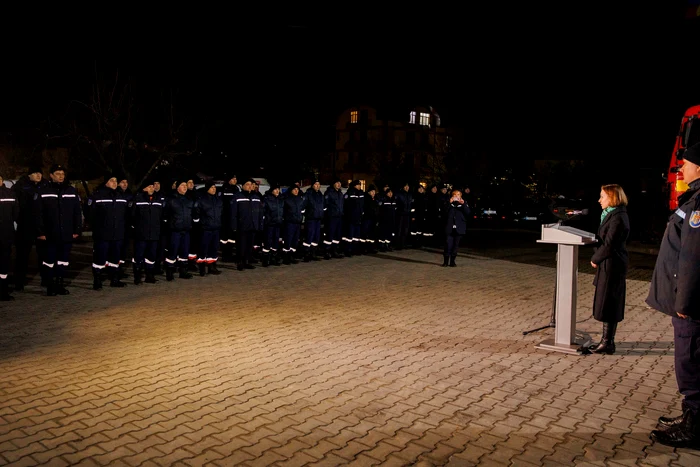 Salvatorii moldoveni au pornit luni seara spre Turcia. FOTO: Facebook.com/ Maia Sandu
