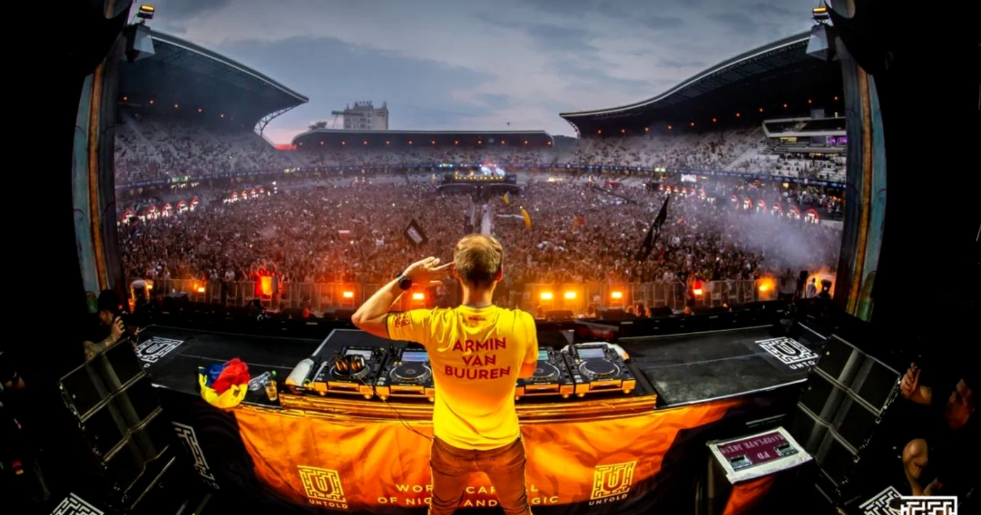 Peste 70.000 de fani au asistat în 2018 la concertul susţinut de Armin Van Buuren în cadrul Festivalului Untold. FOTO: Untold