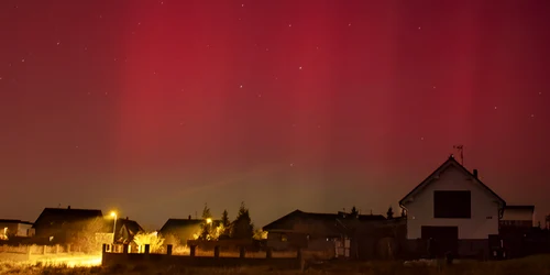 Aurora boreală pe cerul Cehiei FOTO Miloslav Rohacek via Meteo Radar Romania / Facebook