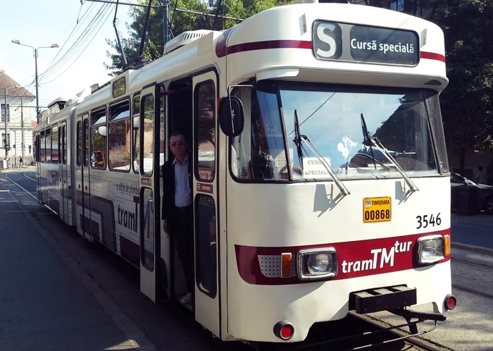 Cina în tramvai la Timişoara FOTO Facebook/Cina in tramvai