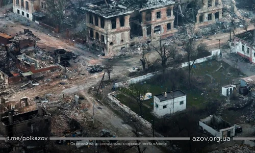 foto mariupol cladiri istorice jpg
