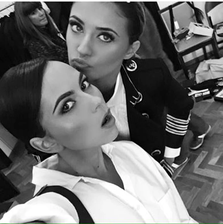 INNA și Antonia arată foarte bine una cu trăsăturile celeilalteFoto: arhivă personală