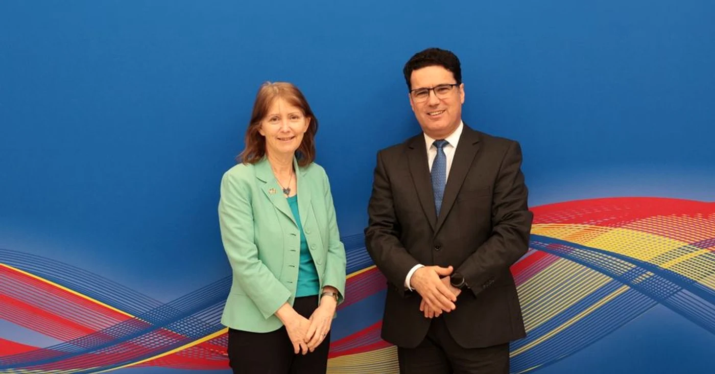 Rectorul SNSPA și ambasadoarea SUA în România FOTO: Facebook