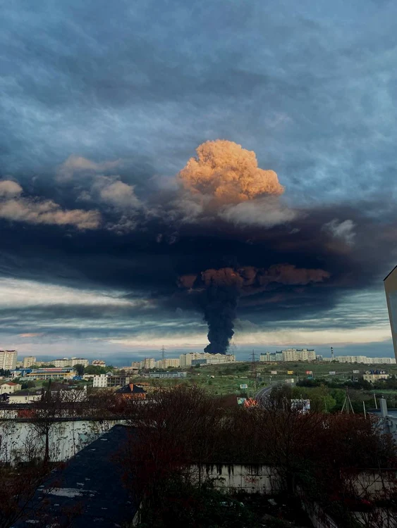 Atacul cu dronă din portul Sevastopol FOTO Twitter