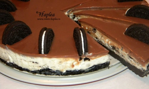 cheesecake cu biscuiti oreo poza 12 jpeg