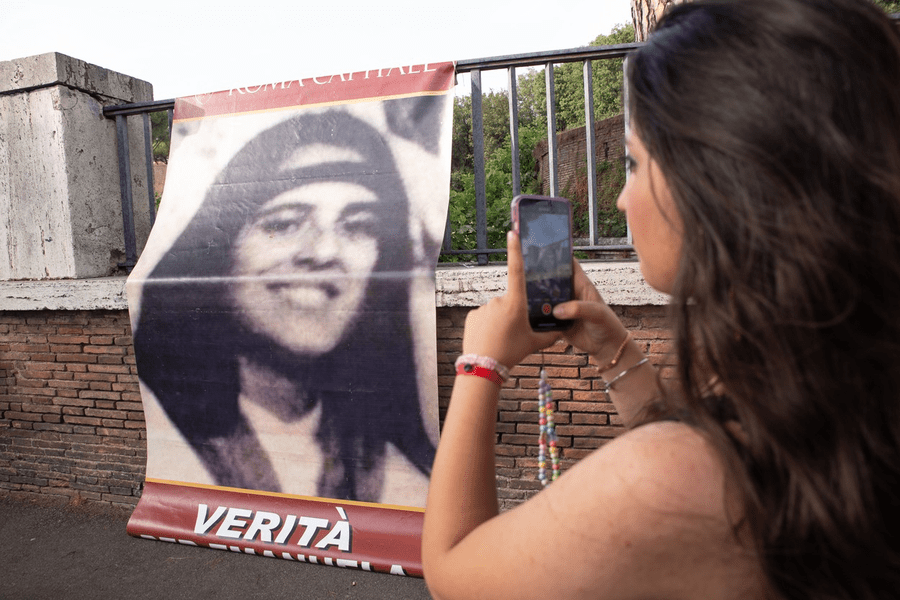 Dispariţia unei adolescente, în urmă cu 40 de ani, la Vatican. Papa Francisc vrea elucidarea misterului