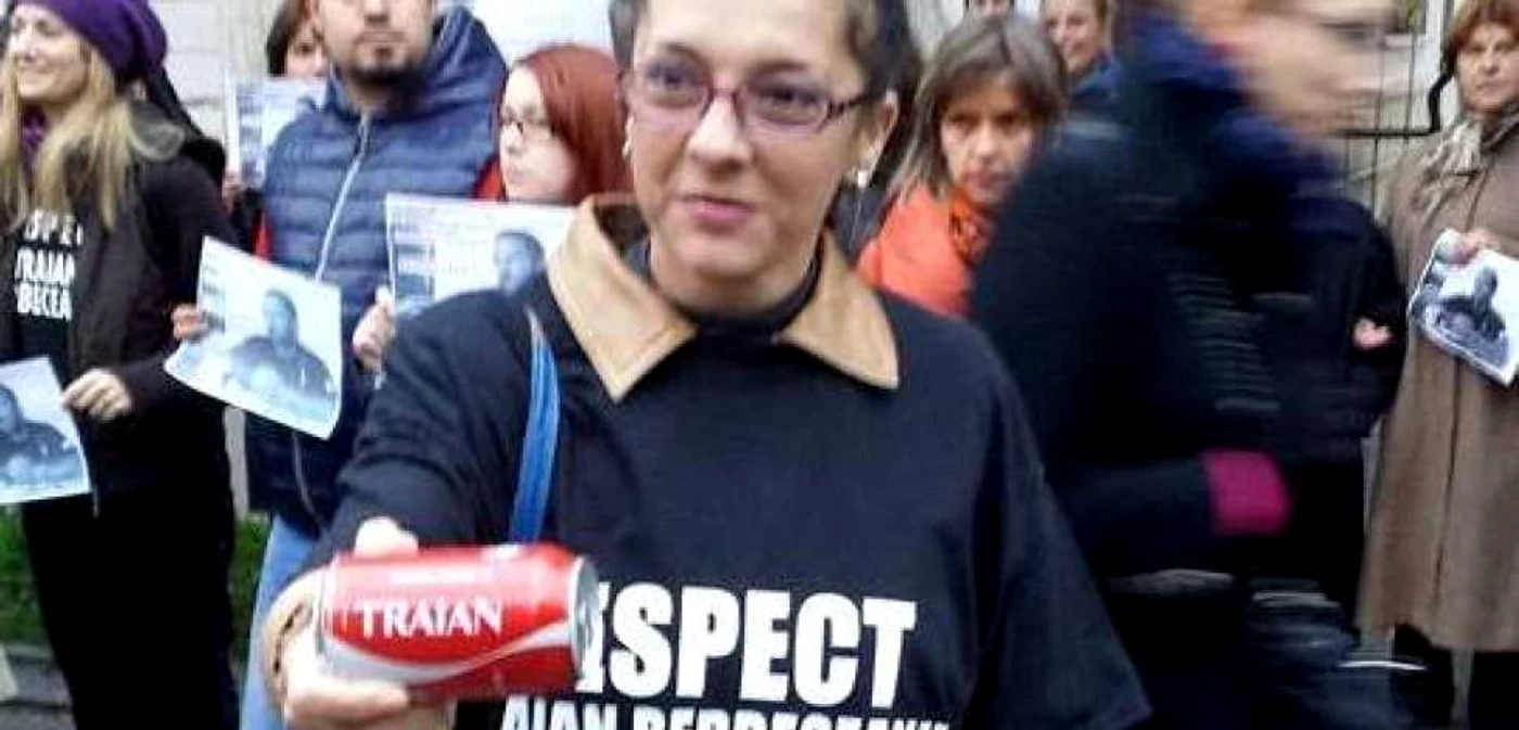 Gabriela Berbeceanu a venit pentru a doua oară la demonstraţiile de susţinere. SURSA FACEBOOK, / Respect, Traian Berbeceanu