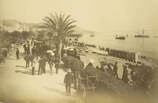 Promenade des Anglais din Nisa, la începutul secolului XX (© Cornell University Library)