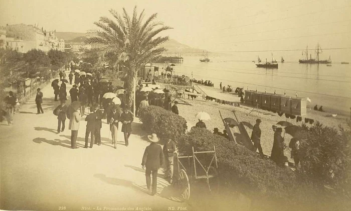 Promenade des Anglais din Nisa, la începutul secolului XX (© Cornell University Library)