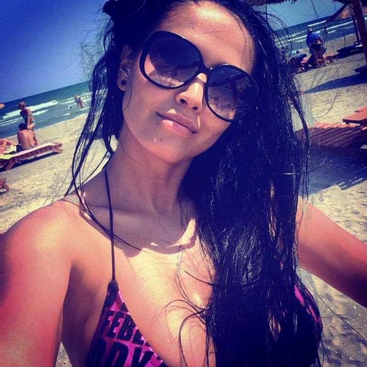 Andreea Mantea este din nou singură