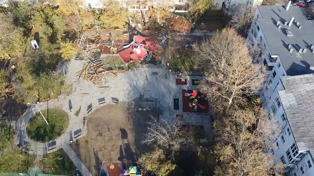 Bilanțul furtunii devastatoare din Constanța: Peste o mie de apeluri la 112; 240 de copaci căzuți; 60 de autoturisme avariate | FOTO VIDEO