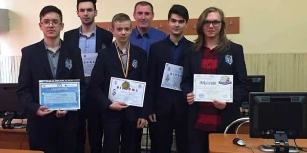 elevii care au reprezentat salajul la olimpiada nationala de informatica