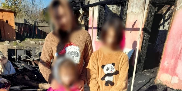 copii casa distrusa incendiu Galati