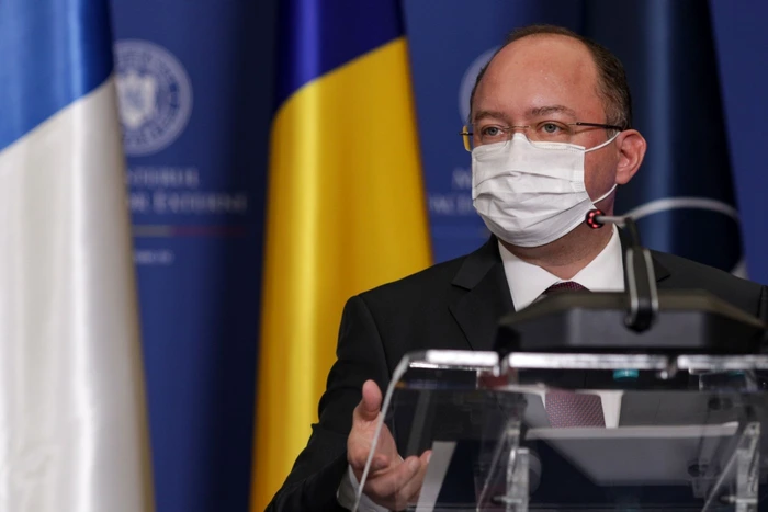 Bogdan Aurescu susține nevoia menținerii presiunii asupra Rusiei FOTO: Inquam