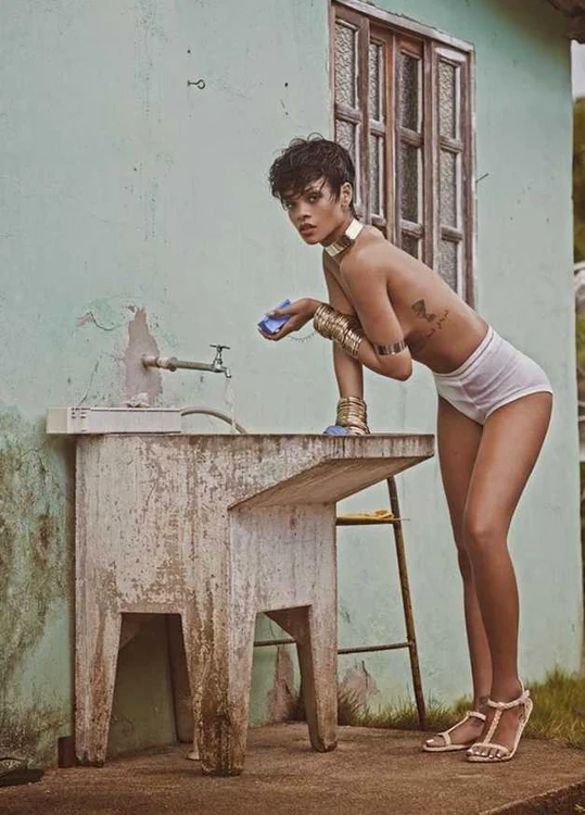 rihanna vogue brazilia