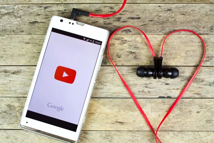 
    Cum sa iti faci un canal de Youtube  