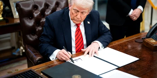 Trump a semnat un decret care majorează tarifele vamale  Foto Getty Images jpg