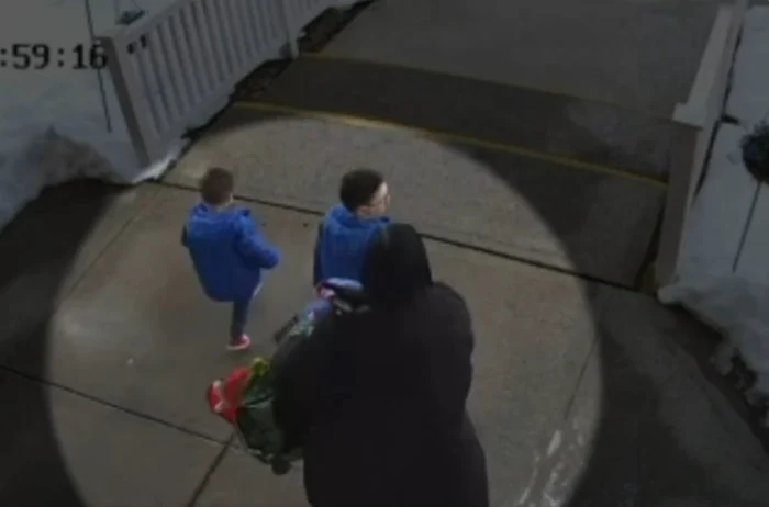 Incident șocant în fața unei grădinițe din SUA. Foto: Captură video X/@CollinRugg