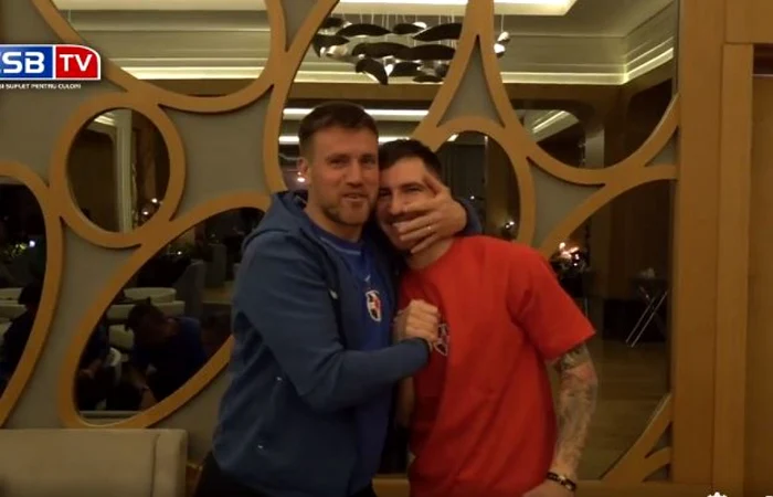 Sorescu a fost luat în primire de antrenorul Mihai Pintilii. Foto FCSB TV