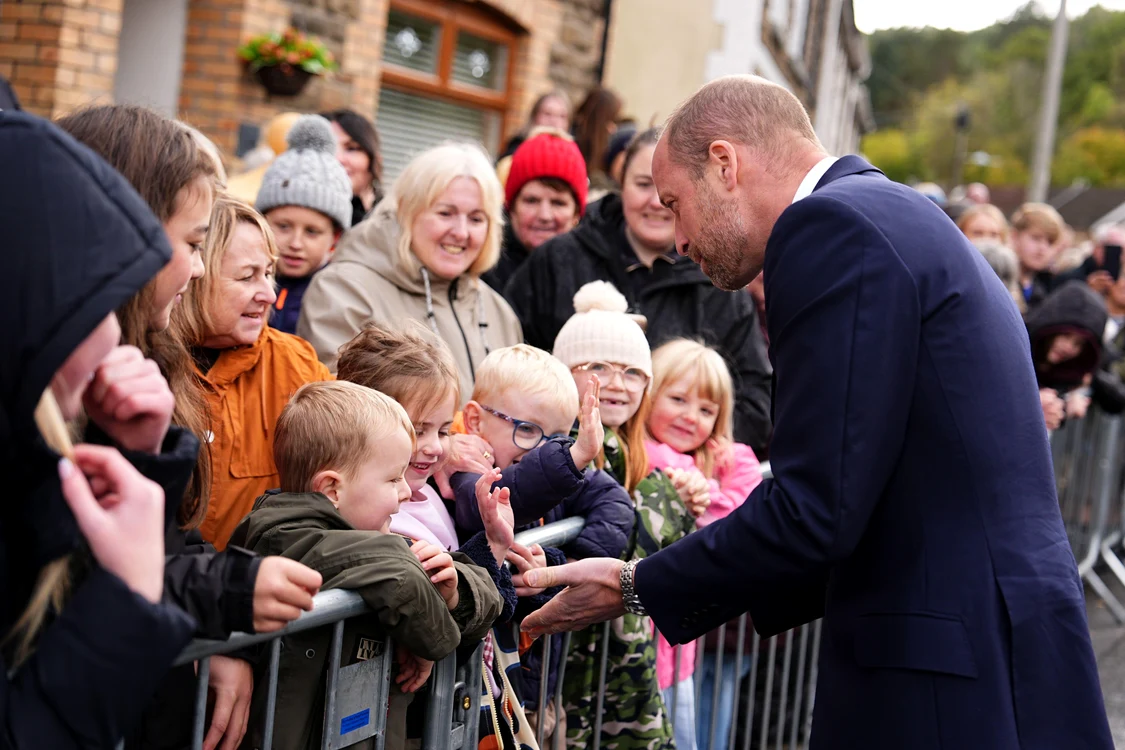 Charles, William, Camilla au comemorat dezastrul de la Aberfan, Profimedia (3) jpg