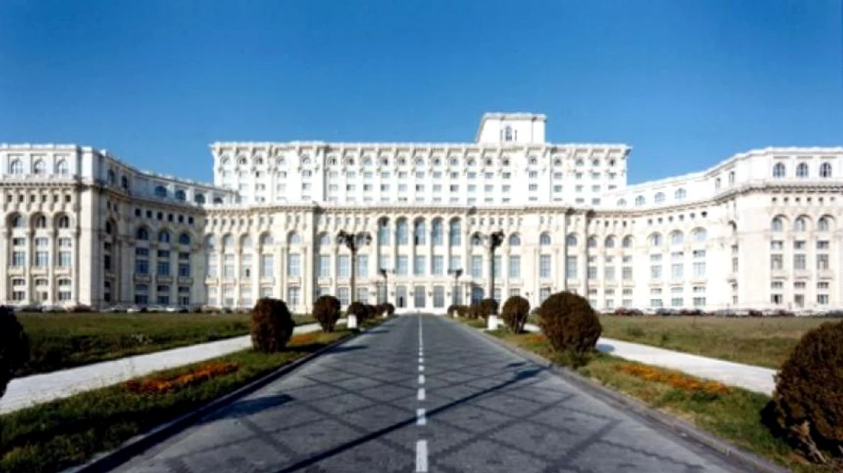 Probleme cu toaletele în Muzeul Palatului Parlamentului jpeg