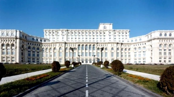 Probleme cu toaletele în Muzeul Palatului Parlamentului jpeg