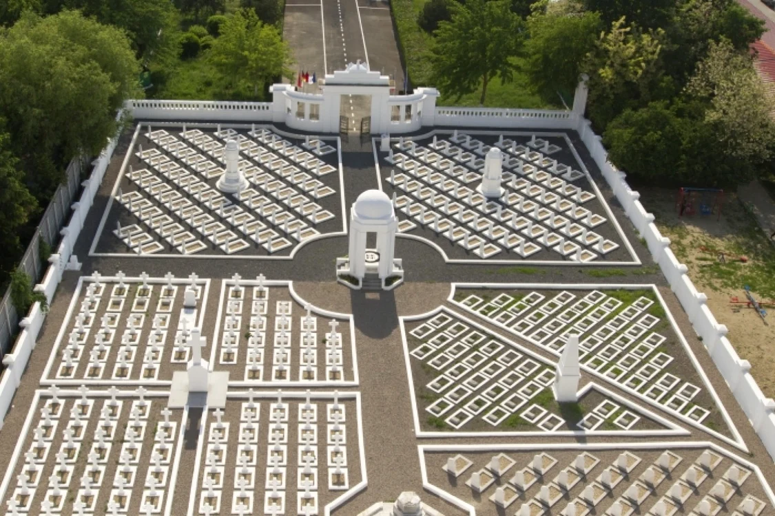 Cimitirul Eroilor din Slobozia FOTO Facebook/Municipiul Slobozia