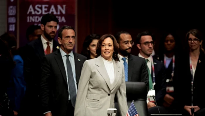  Vicepreședintele SUA Kamala Harris la cel de-al 11-lea Summit SUA-ASEAN