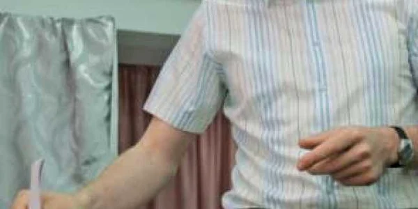 Liberalul Dorin Chirtoacă a votat dis-de-dimineaţă