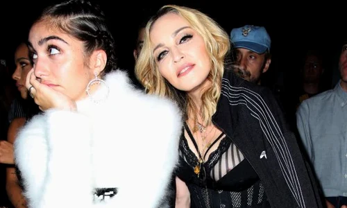 Madonna, alături de fiica ei Lola jpeg