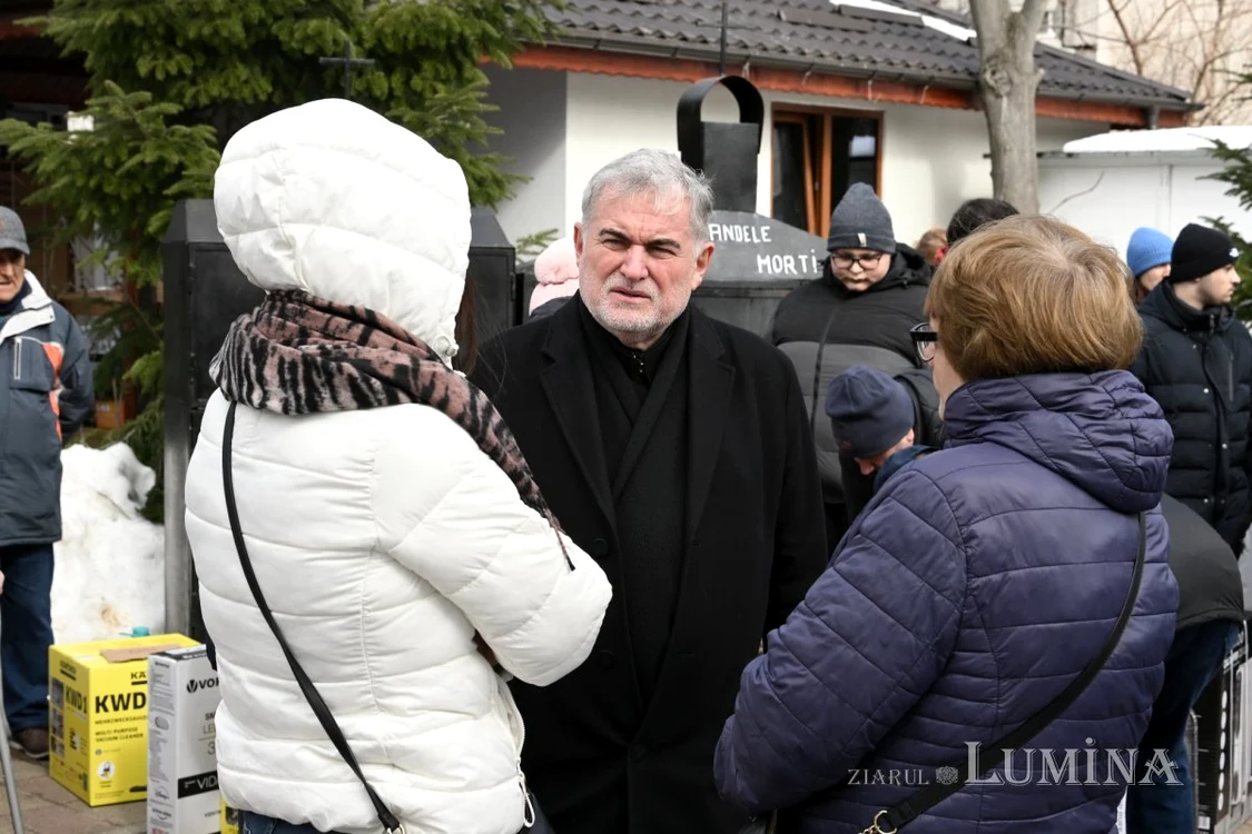 Preoţii au încercat să aline suferinţa oamenilor rămaşi fără case