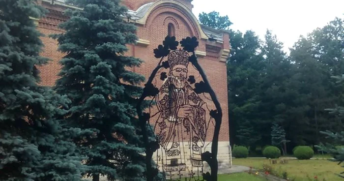 Actualul Palat Episcopal este fosta Reşedinţă Regală de la Curtea de Argeş