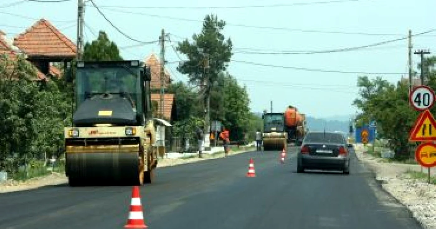 Târgu-Jiu: Trafic aglomerat spre Motru